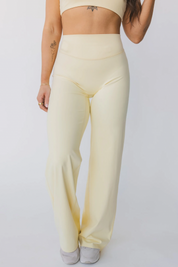 Essentials Wide Leg Pant PETITE