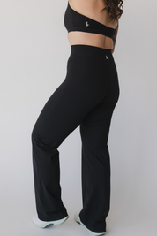 Essentials Wide Leg Pant REGULAR