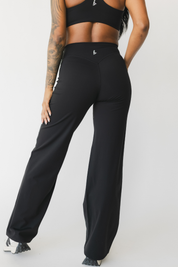 Essentials Wide Leg Pant REGULAR