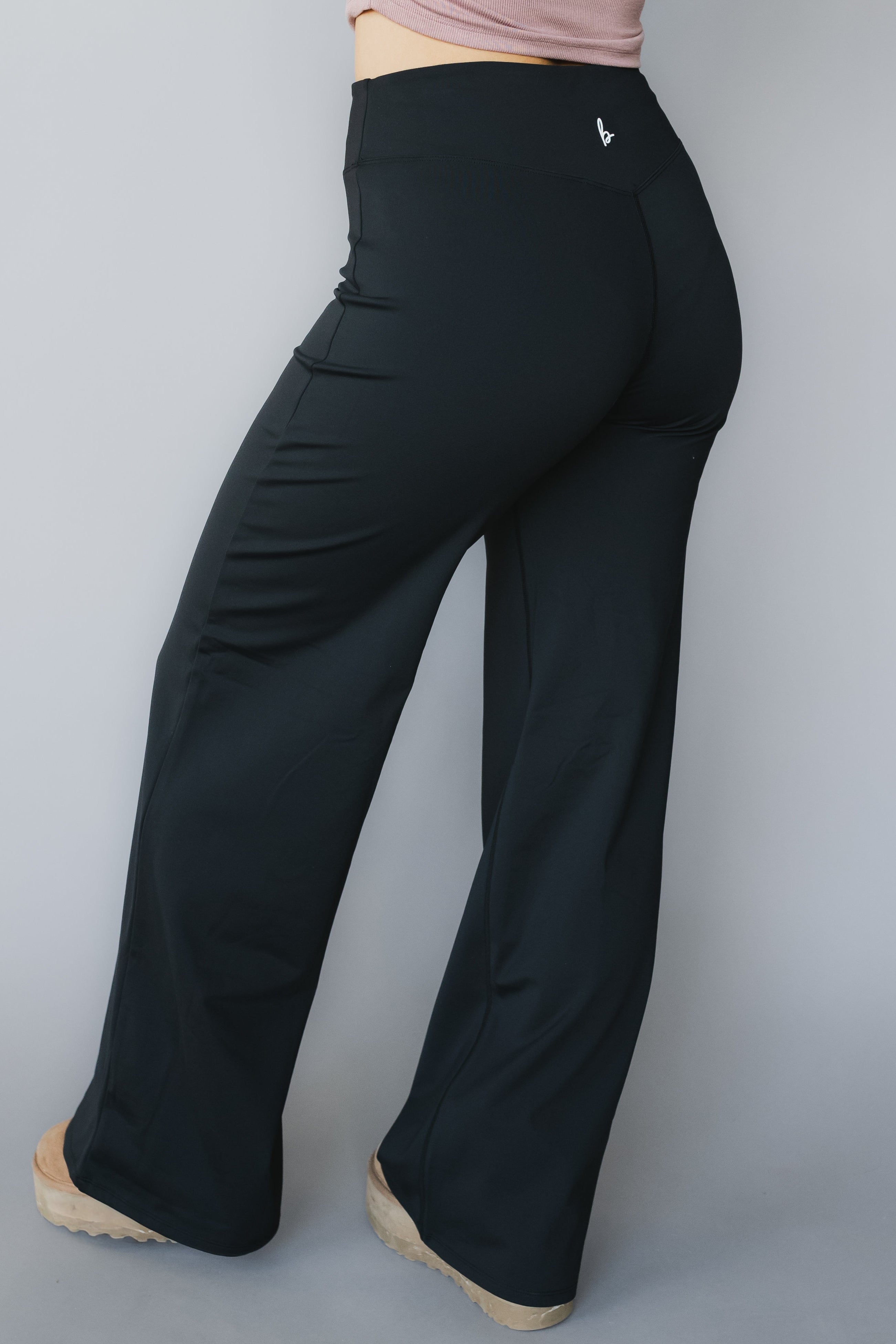 Thermoflex Wide Leg Pant