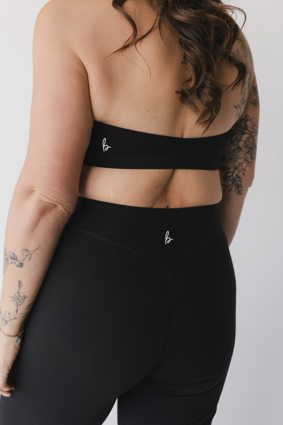 Essentials Wide Leg Pant REGULAR