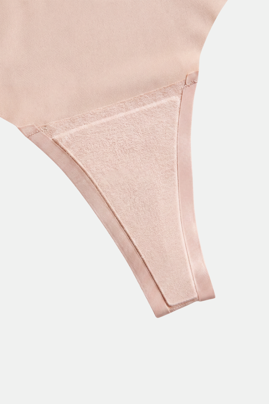 Camel-No Thong
