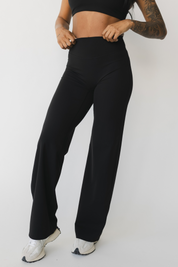 Essentials Wide Leg Pant REGULAR