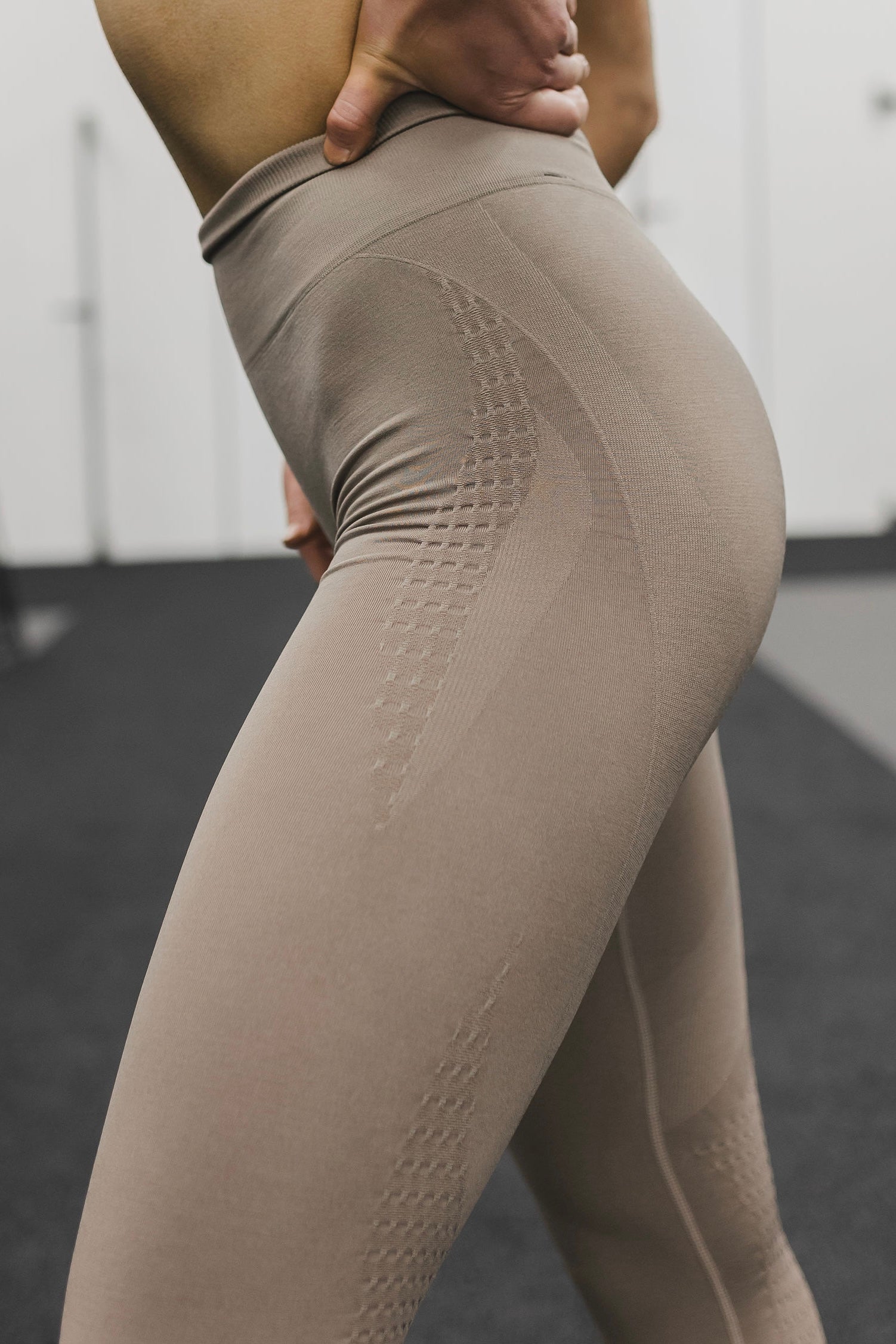 Silhouette Pant *Mini Scrunch