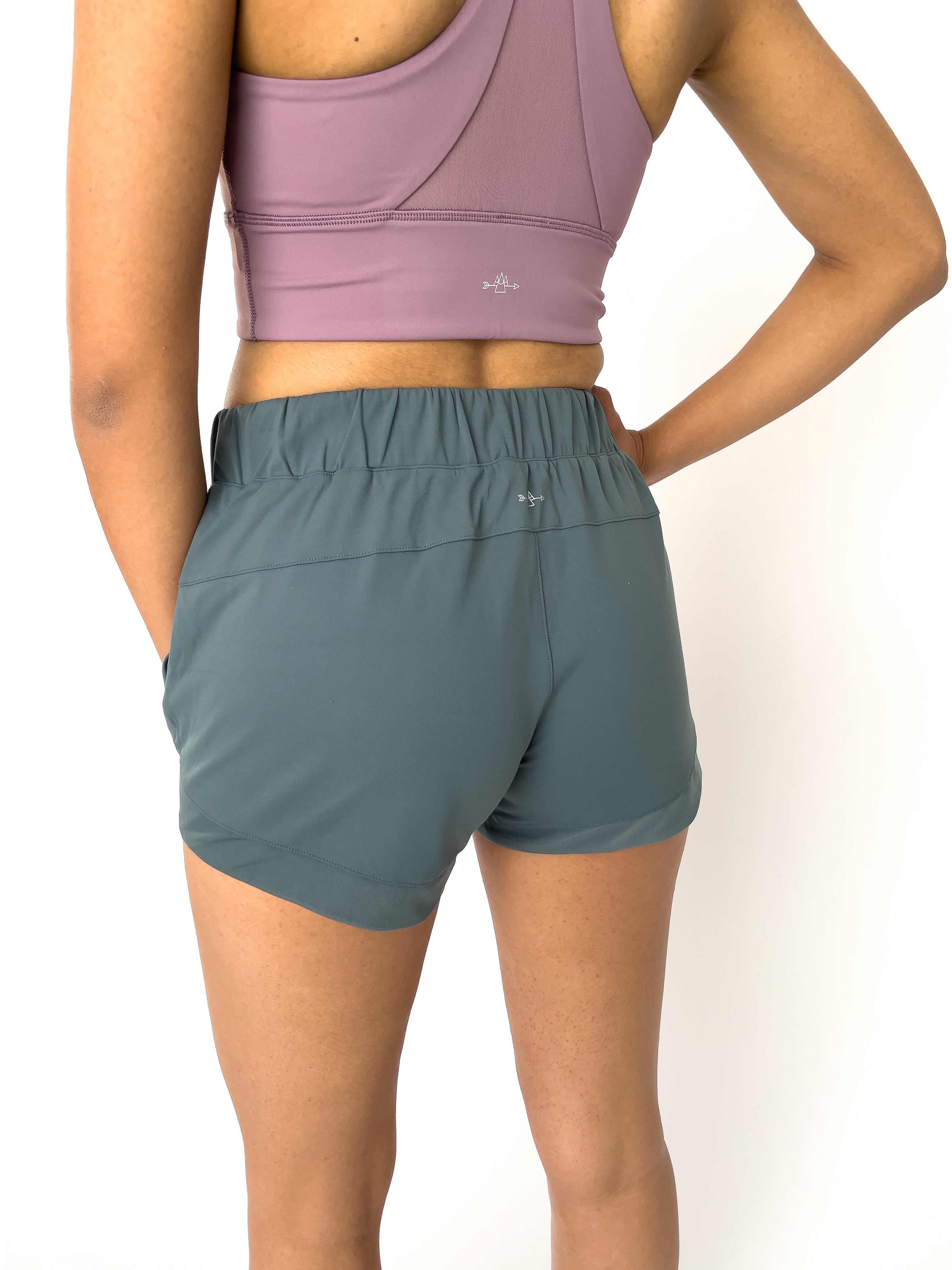 Run Freely Shorts (3")