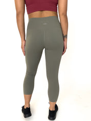 Barely There Capri 2.0 (21”)